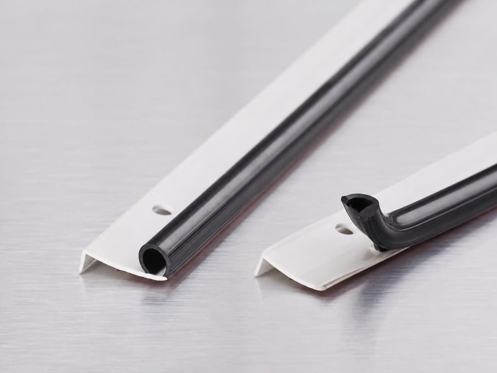 Rigid-Flexible Co-extruded Profile with Integrated Sealing Function